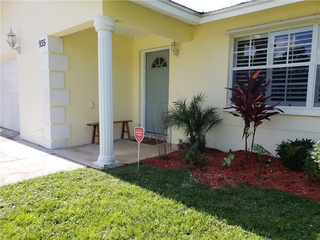 935 SW 29th Terrace Palm City FL 34990