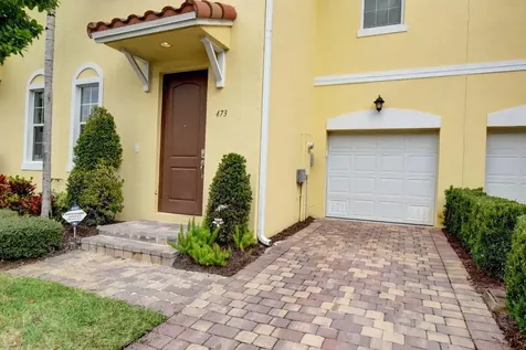 473 Graham Place Boynton Beach FL 33435