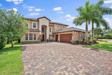 180 Manor Circle Jupiter FL 33458