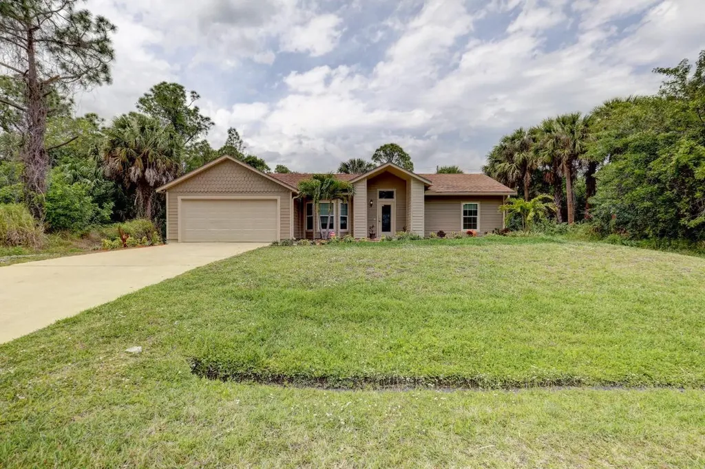 1233 SW Herald Road Port St Lucie FL 34953