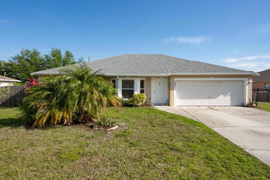 1001 SW Versailles Avenue Port St Lucie FL 34953