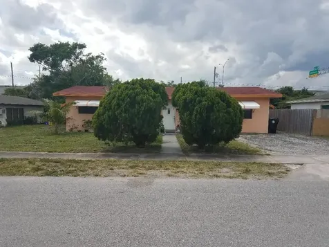 1125 S Ridge Street Lake Worth Beach FL 33460