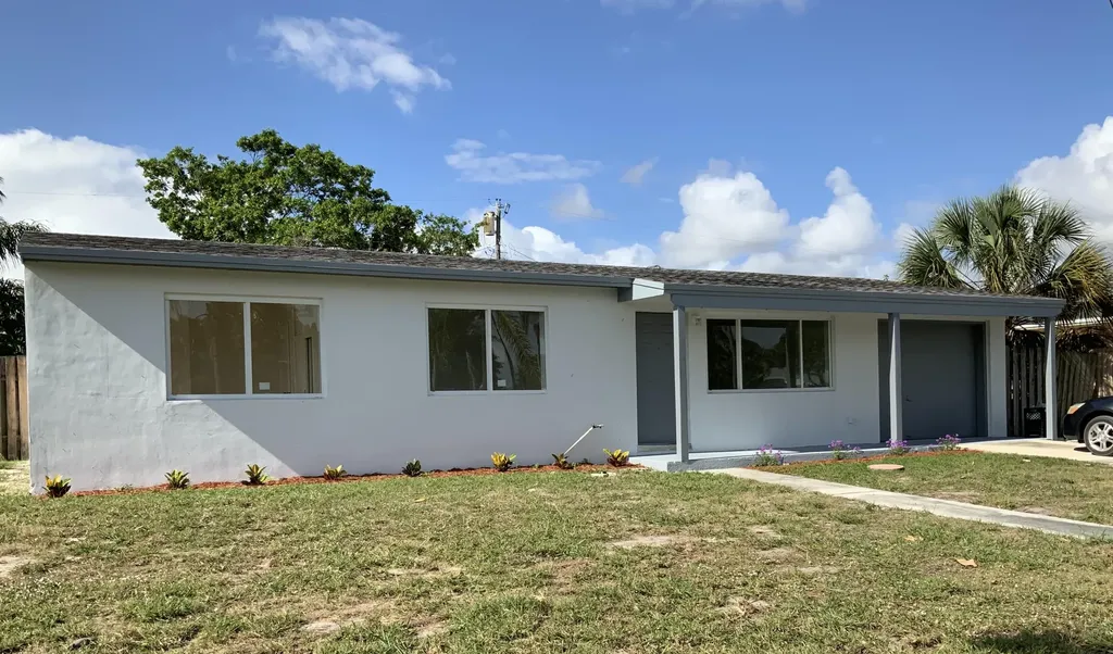 1919 Moor Drive Lake Worth Beach FL 33461