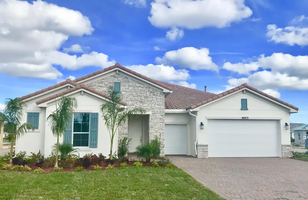 10373 SW Ligustrum Drive Port St Lucie FL 34987