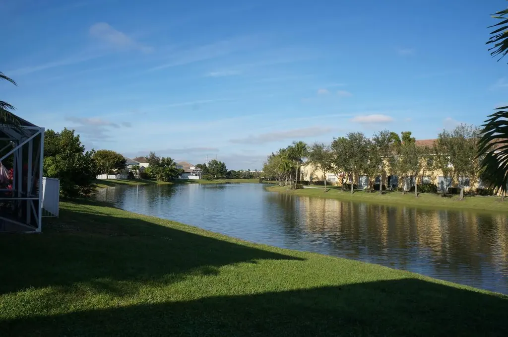 120 Kensington Way Royal Palm Beach FL 33414