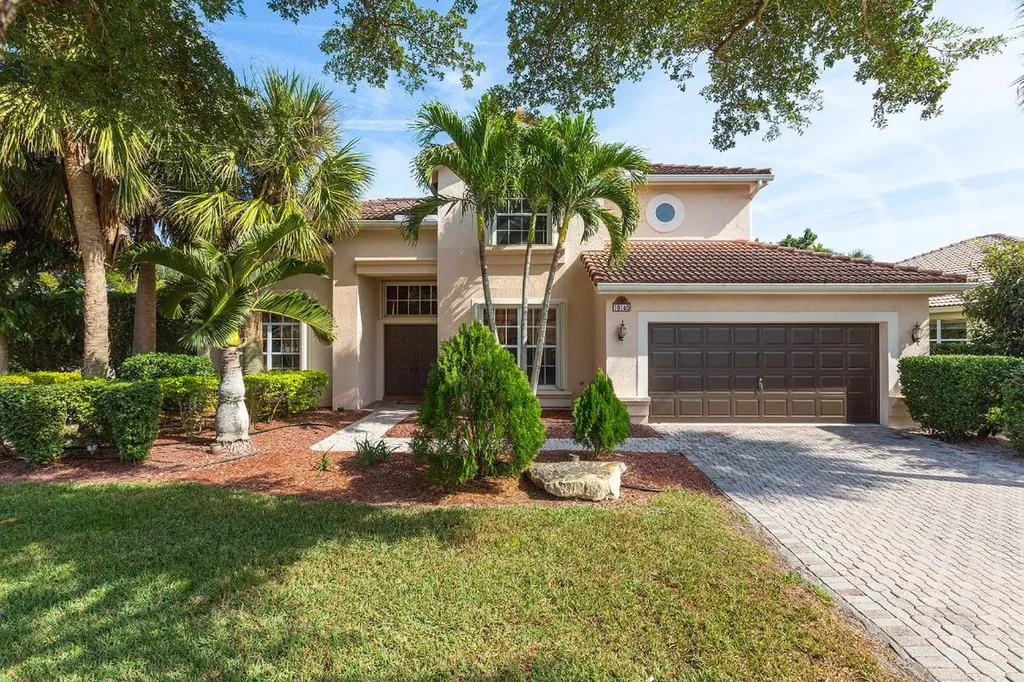 10165 Umberland Place Boca Raton FL 33428