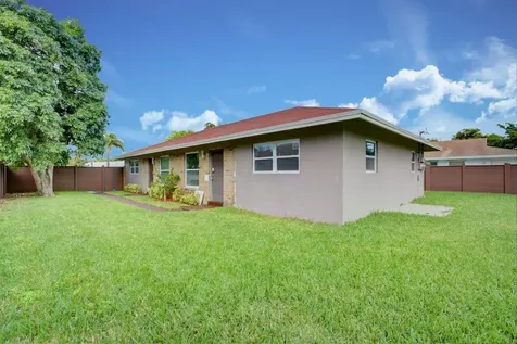 2201 NE 3rd Avenue Delray Beach FL 33444