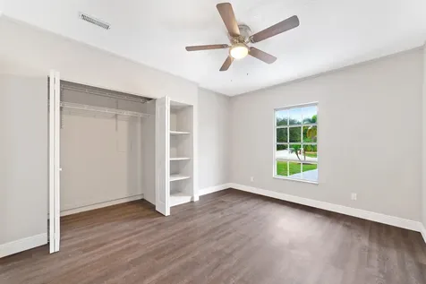 2124 SE Harlow Street Port St Lucie FL 34952