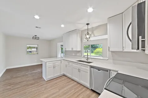 2124 SE Harlow Street Port St Lucie FL 34952