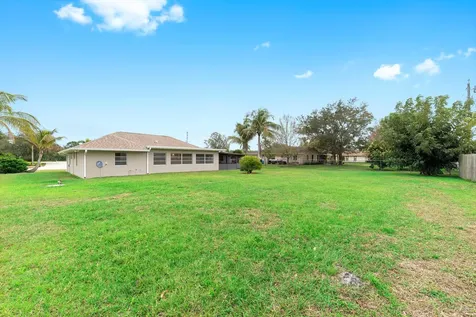 2124 SE Harlow Street Port St Lucie FL 34952