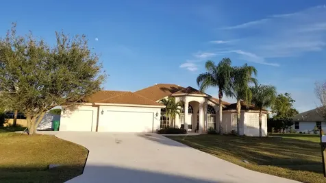 4011 SW Melbourne Street Port St Lucie FL 34953