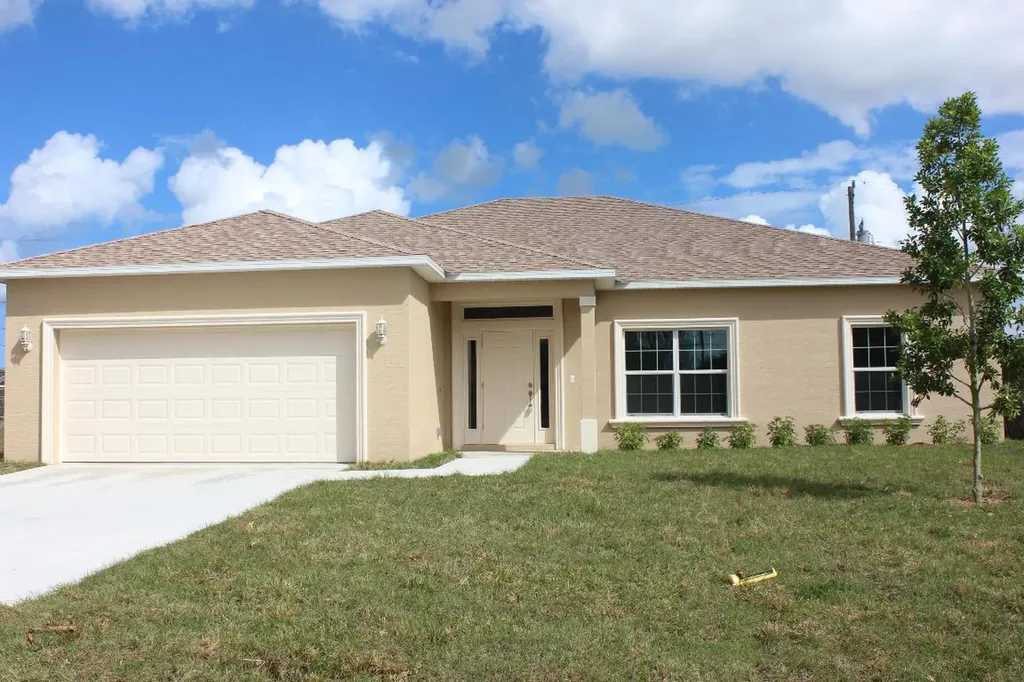 3829 SW Kocerik Street Port St Lucie FL 34953