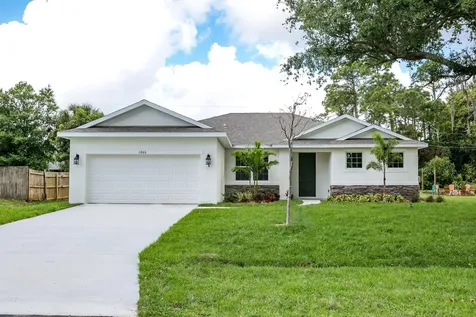 1866 SW Agnes Street Port St Lucie FL 34953