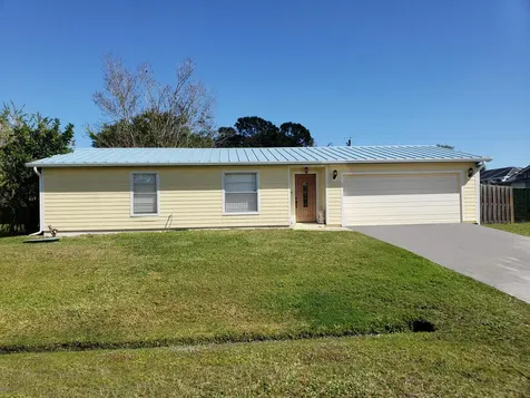 1125 SW Hogan Street Port St Lucie FL 34983