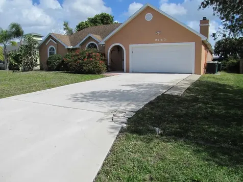 2143 SE Stargrass Street Port St Lucie FL 34984