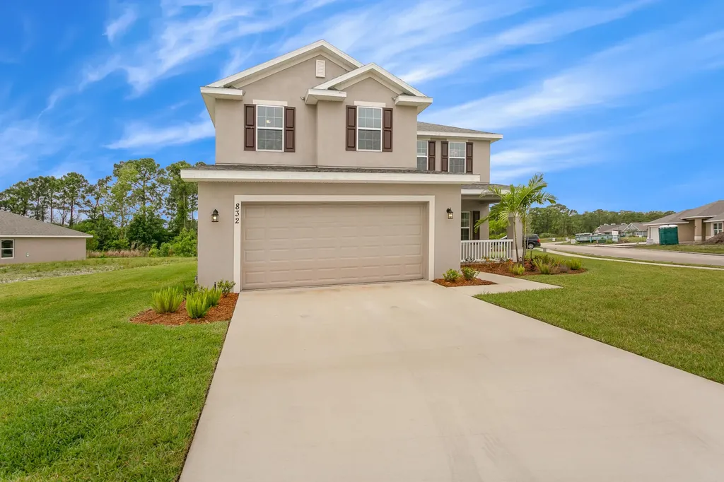 832 NE Whistling Duck Way Port St Lucie FL 34983