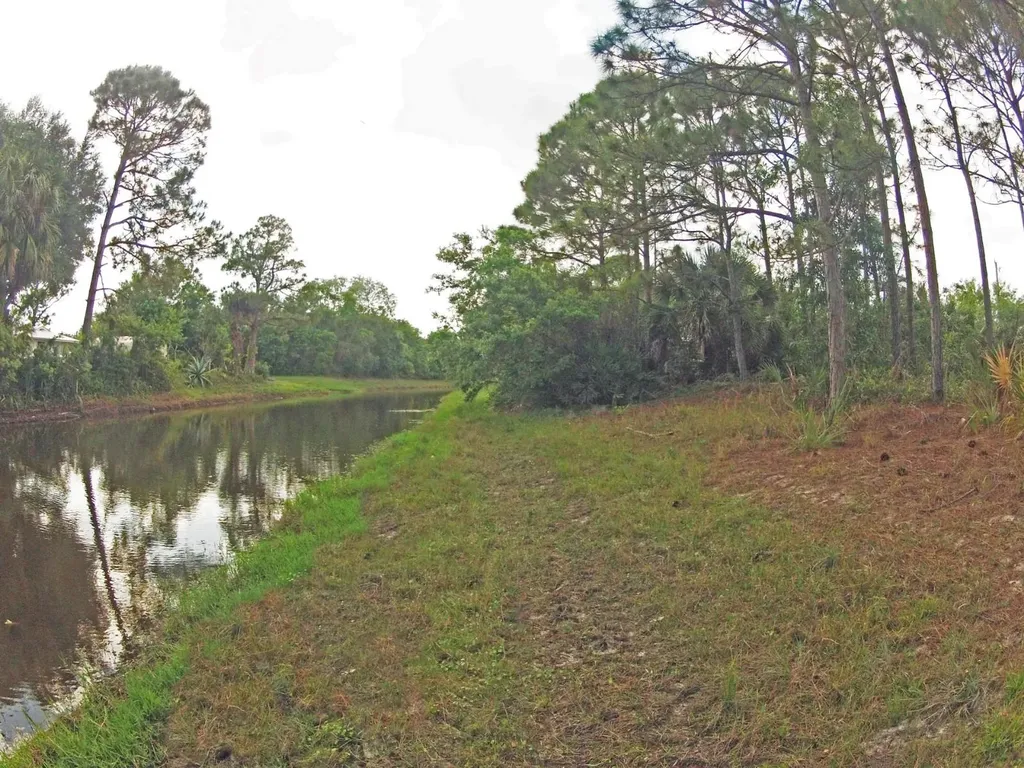 1326 SW Granville Avenue Port St Lucie FL 34953