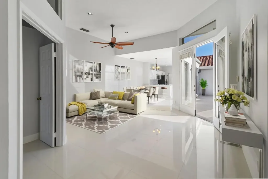 3807 Candlewood Court Boca Raton FL 33487