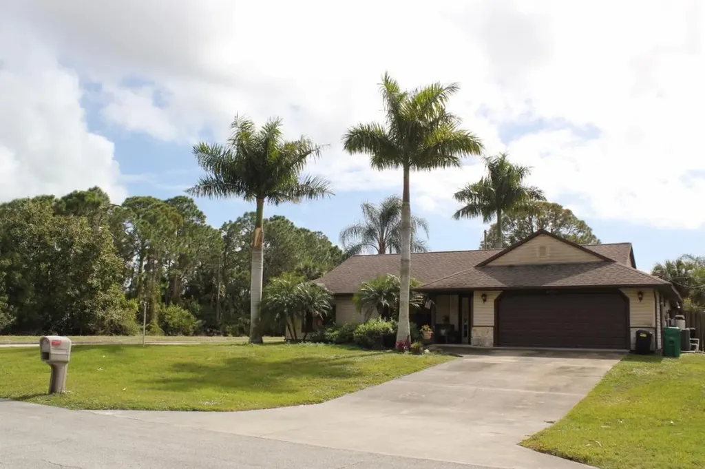 6501 Kenwood Road Fort Pierce FL 34951
