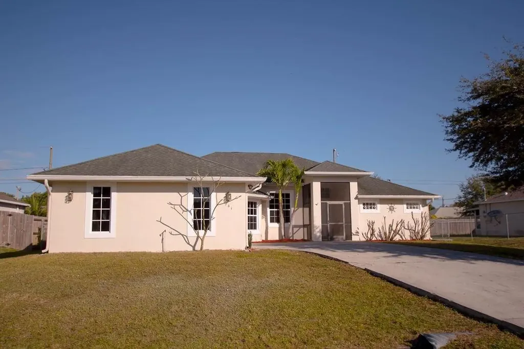 941 SW Haas Avenue Port St Lucie FL 34953