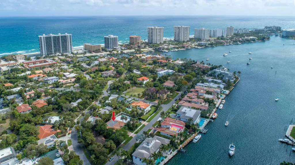 130 SE Spanish Trail Boca Raton FL 33432