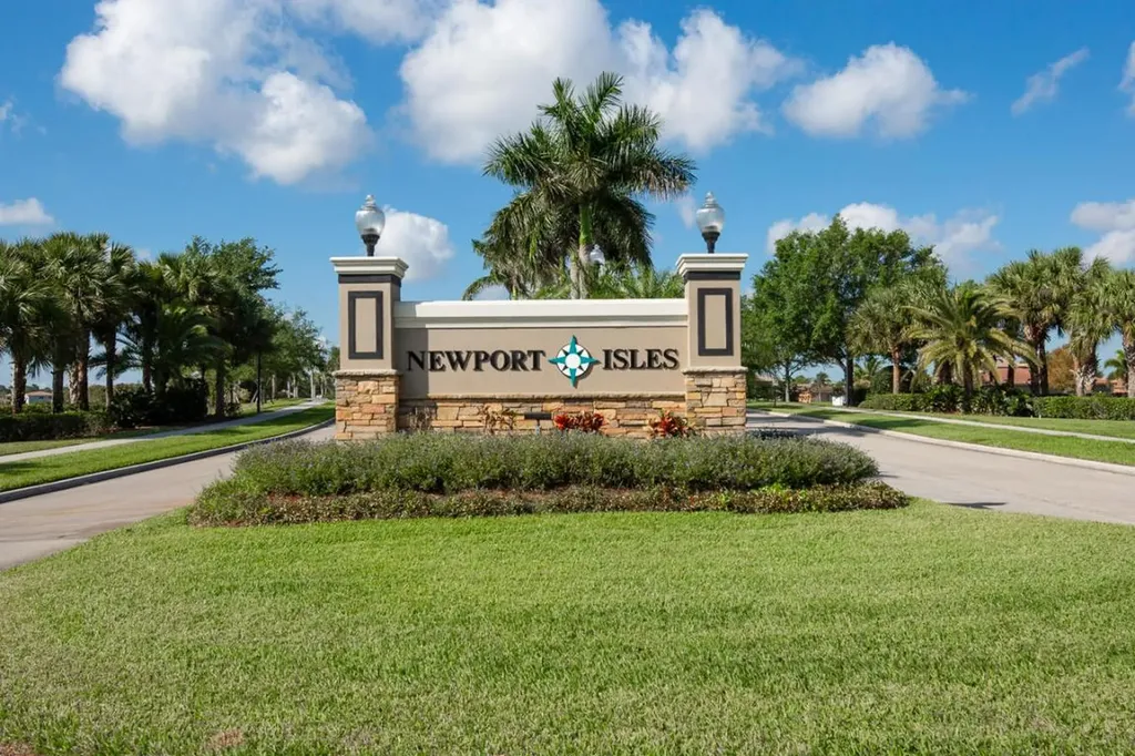 2221 SW Marshfield Court Port St Lucie FL 34953