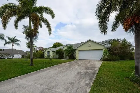 2191 SE Pyramid Road Port St Lucie FL 34952