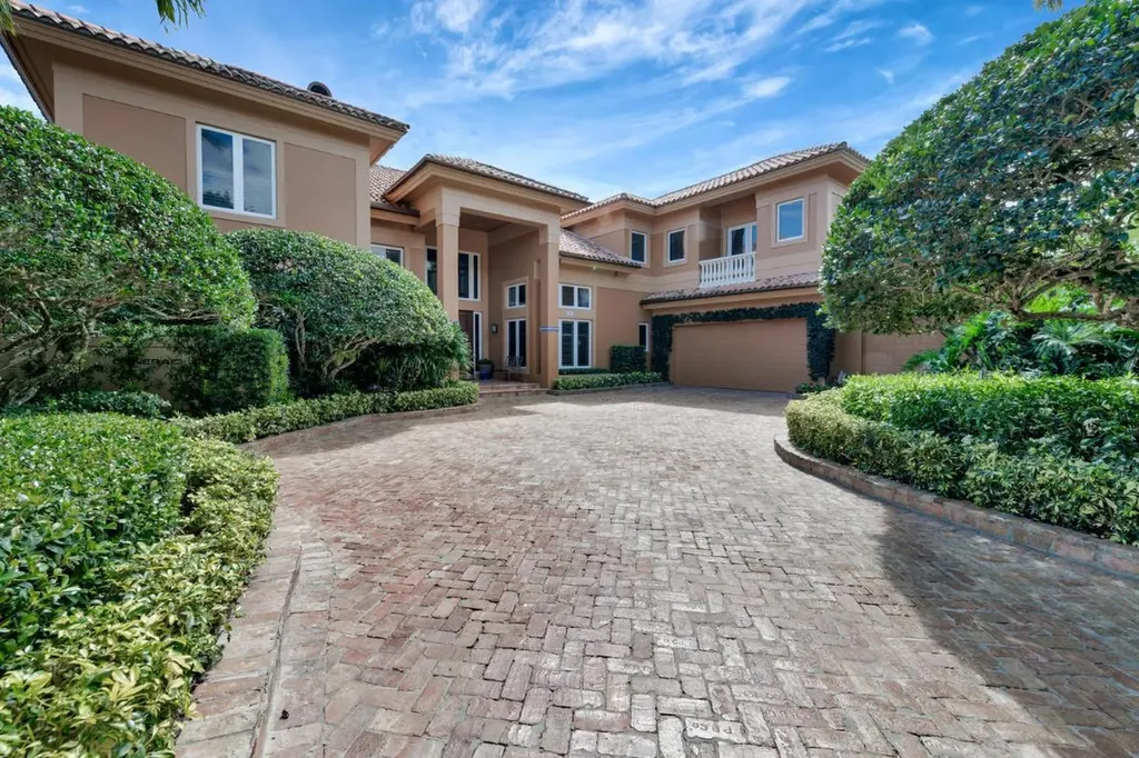 187 Commodore Drive Jupiter FL 33477