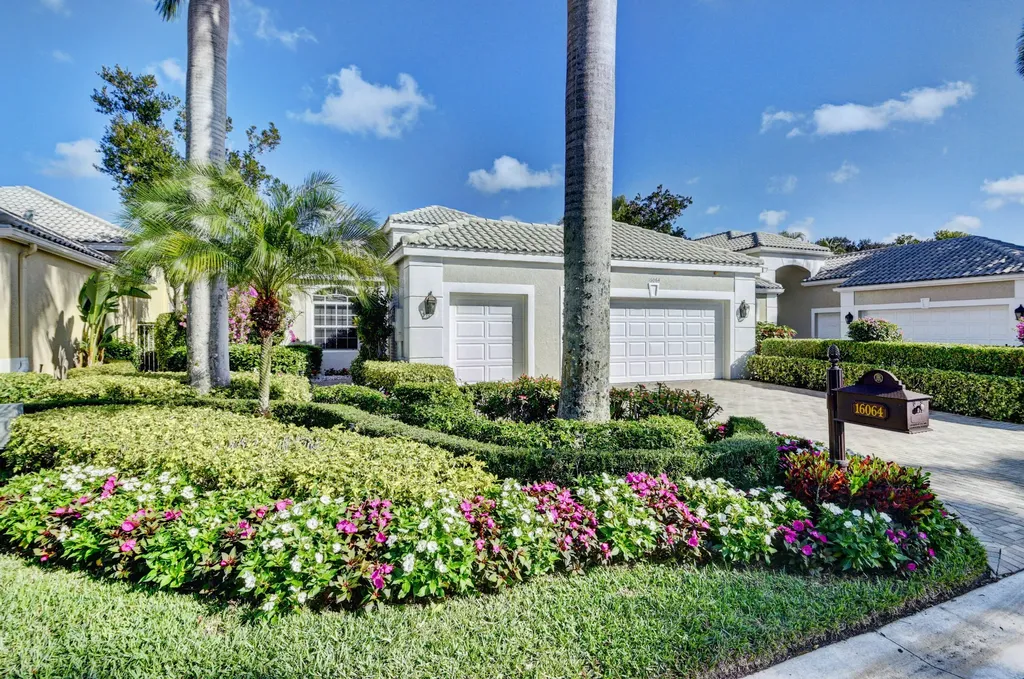 16064 Villa Vizcaya Place Delray Beach FL 33446