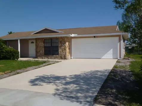 554 SE Oceanspray Terrace Port St Lucie FL 34983