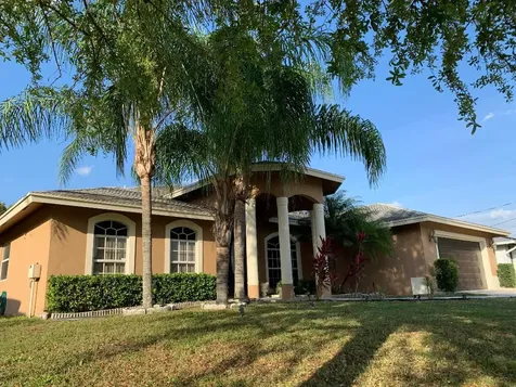 565 NW Archer Avenue Port St Lucie FL 34983