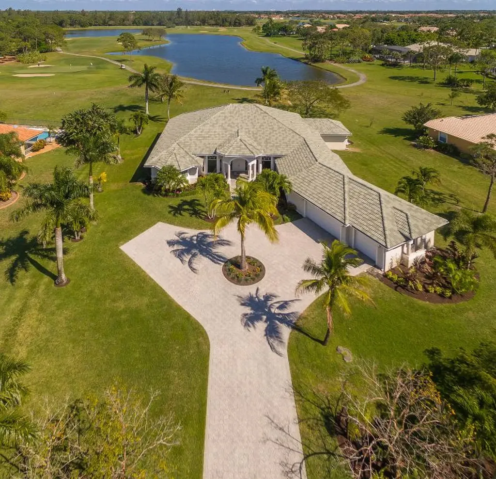 8006 Woodsmuir Drive Palm Beach Gardens FL 33412
