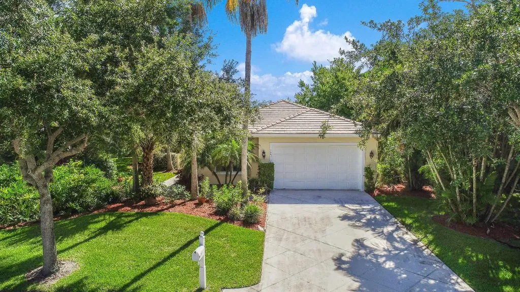 7881 SE Mammoth Drive Hobe Sound FL 33455