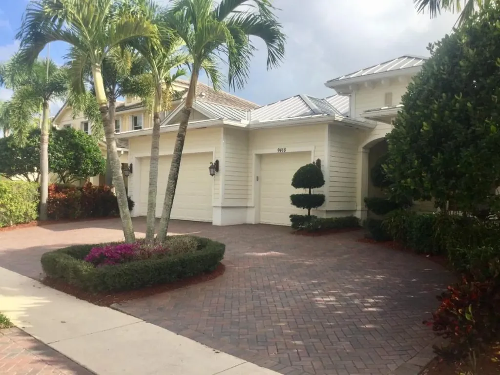 9410 Madewood Court Royal Palm Beach FL 33411