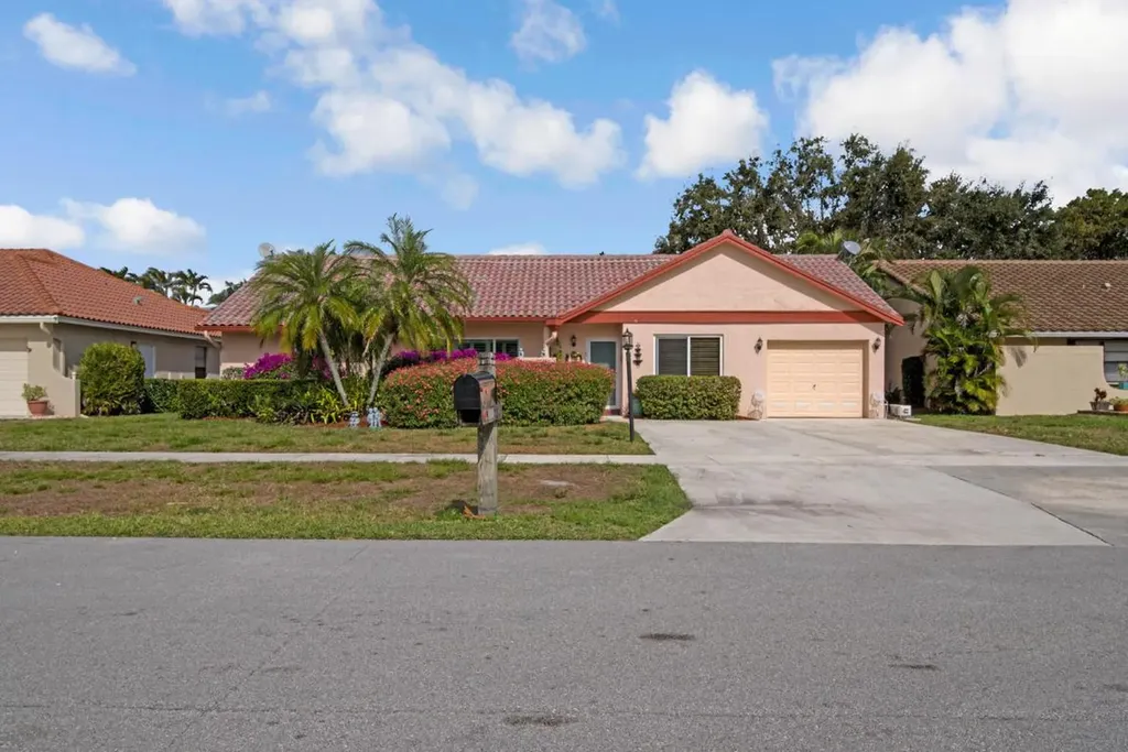5458 Alta Way Lake Worth FL 33467