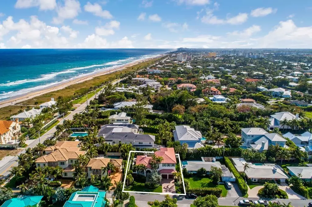 1228 Crestwood Drive Delray Beach FL 33483