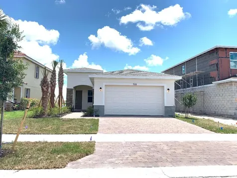 725 NW Leonardo Circle Port St Lucie FL 34986