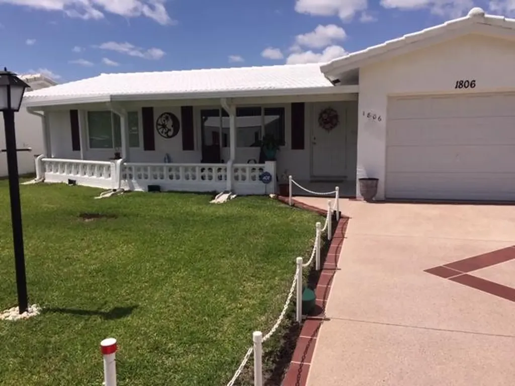 1806 SW Roma Way Boynton Beach FL 33426