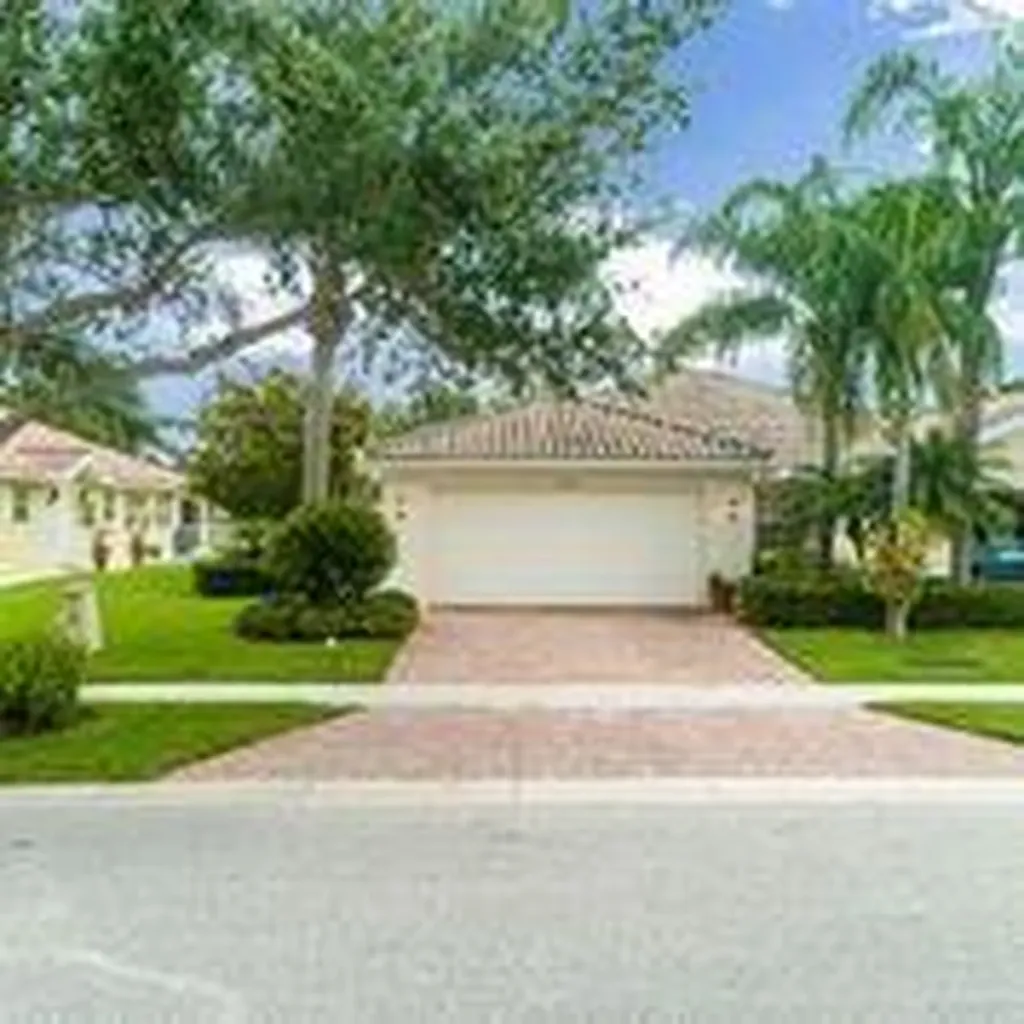 8293 Cozumel Lane Wellington FL 33414