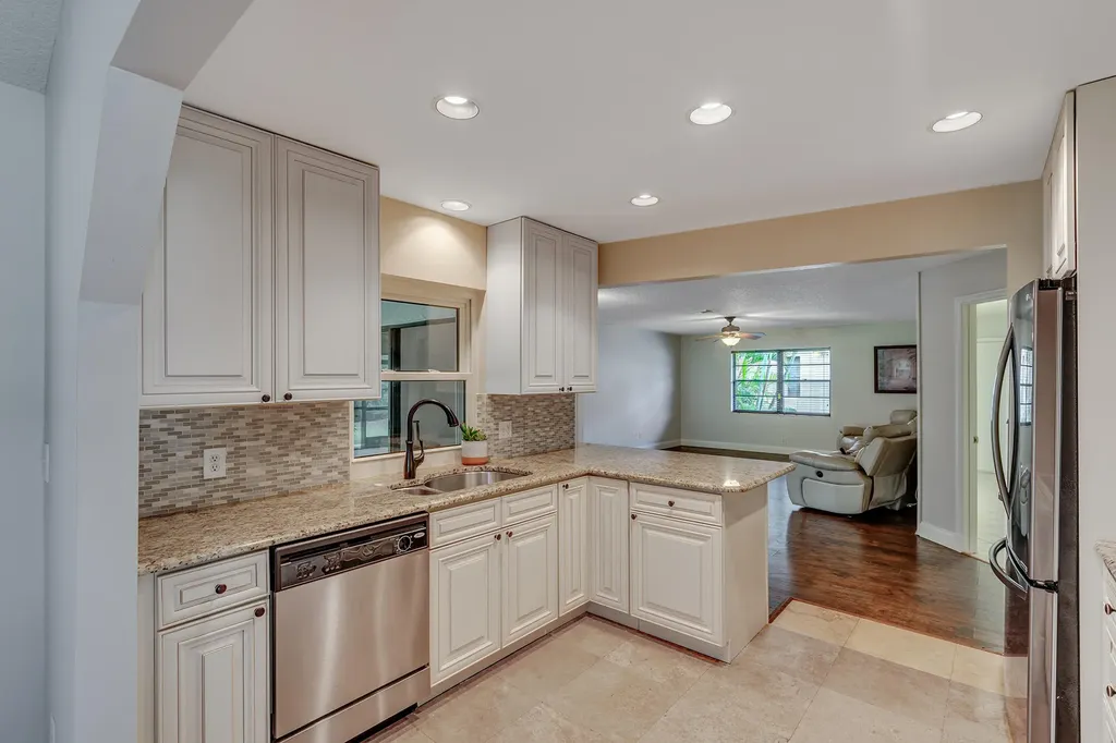 14291 Flora Lane Wellington FL 33414