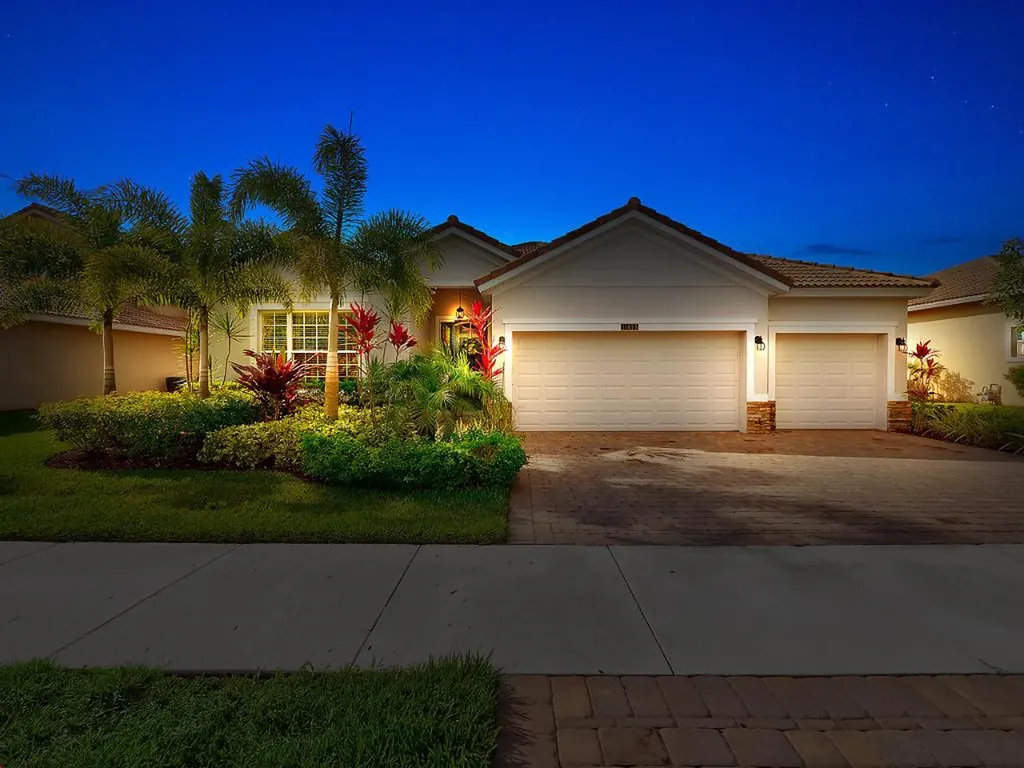 11679 SW Aventino Drive Port St Lucie FL 34987