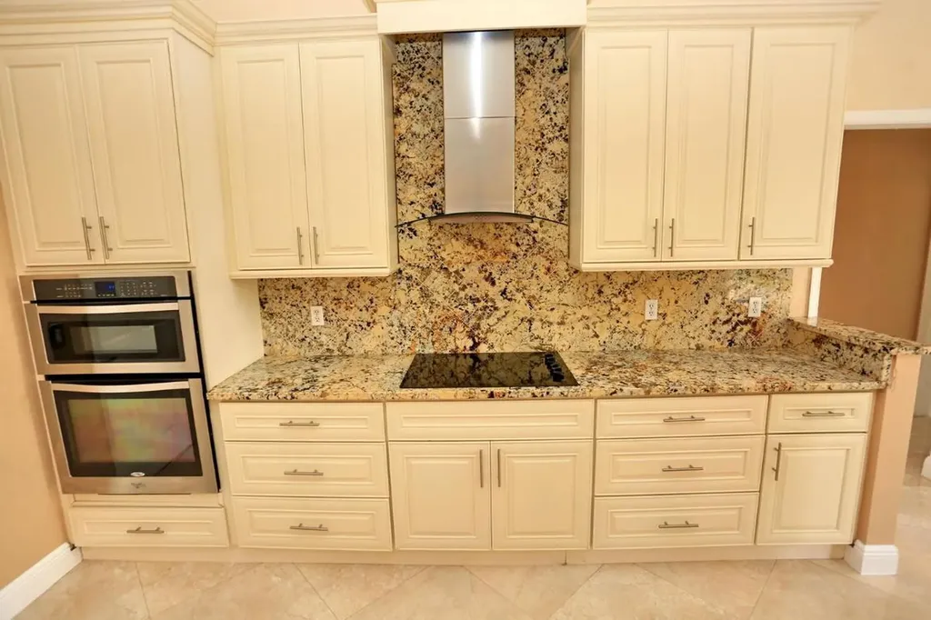 9289 Water Course Way Boynton Beach FL 33437