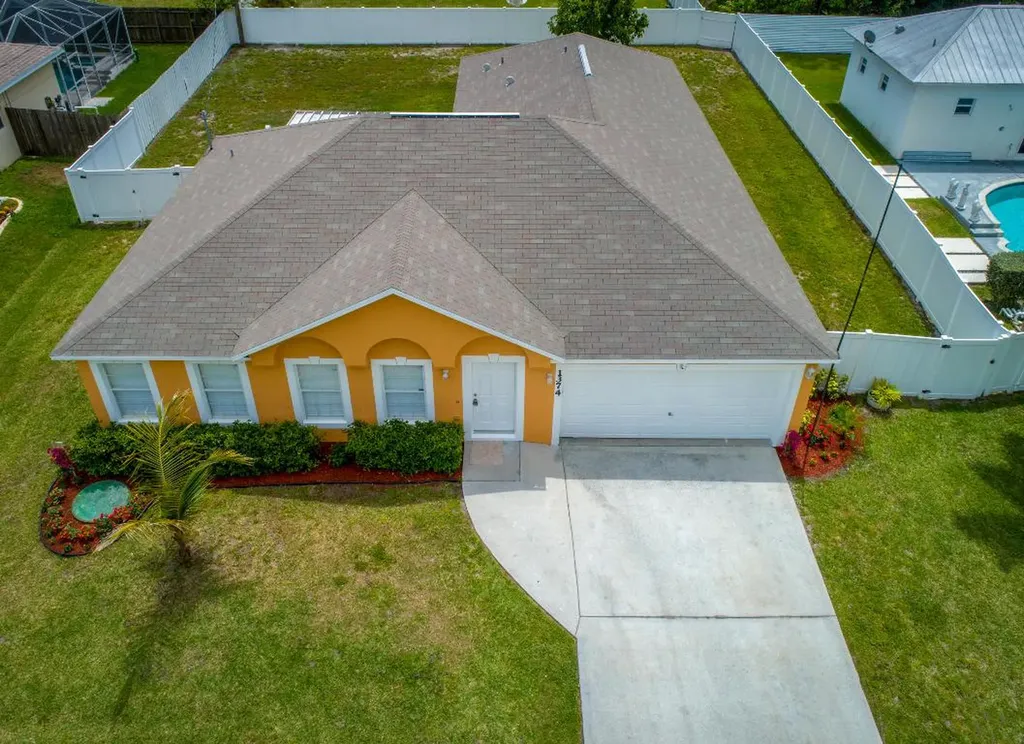 1374 SW Paar Drive Port St Lucie FL 34953