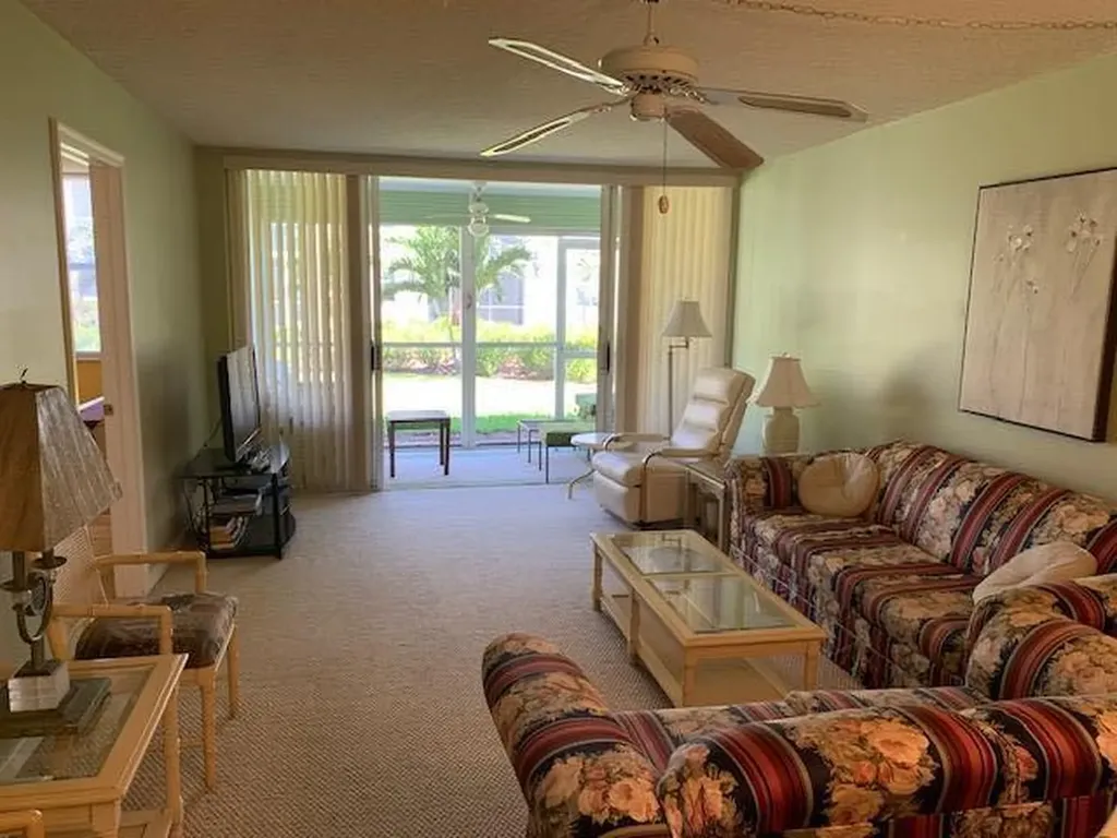 Boynton Beach FL 33435