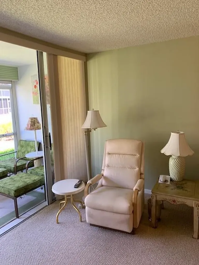 Boynton Beach FL 33435