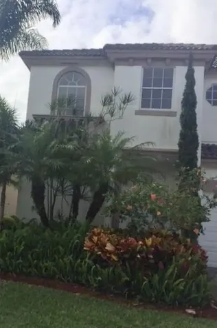 8498 Via D Oro Boca Raton FL 33433