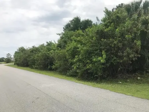 720 SW Estate Avenue Port St Lucie FL 34953