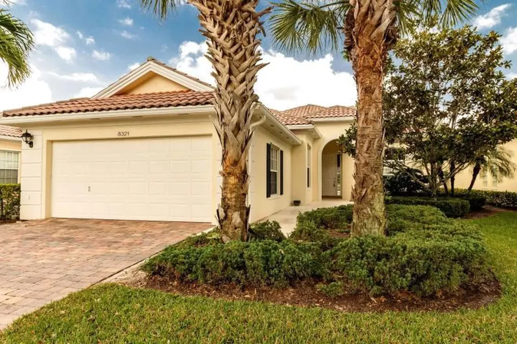 8321 Dominica Place Wellington FL 33414