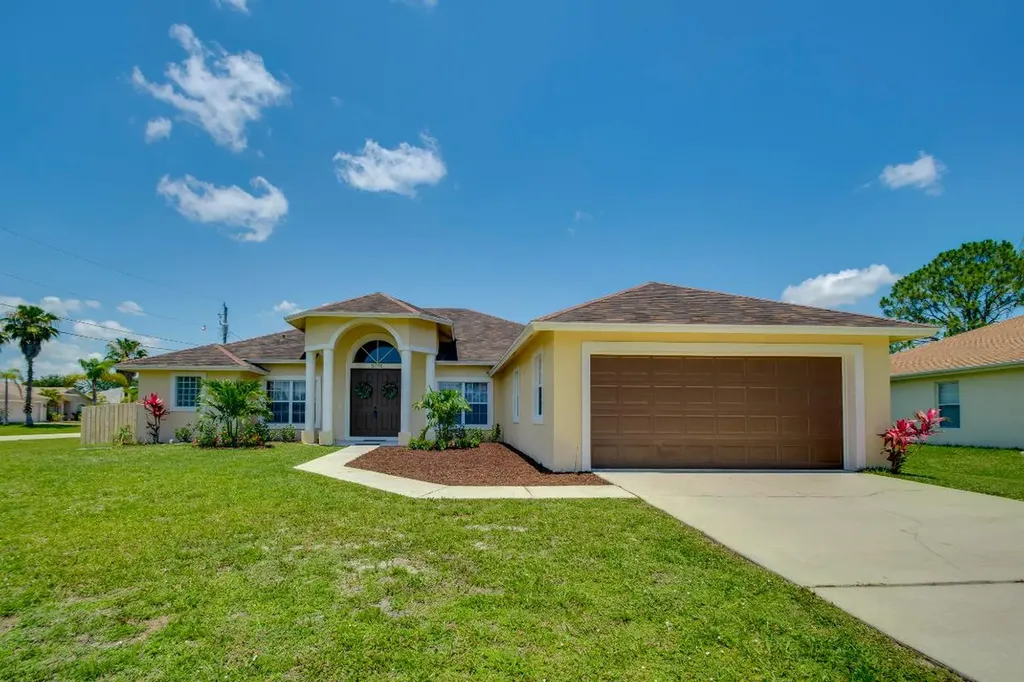 5798 NW Coosa Drive Port St Lucie FL 34986