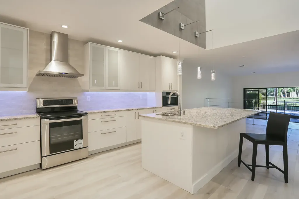 1941 Canterbury Circle Wellington FL 33414